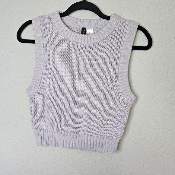 Divided Jackets & Blazers - DIVIDED Lavender Purple Pastel Pullover Sweater Vest Size XS Juniors‎ New